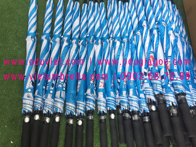 xưởng sản xuất ô dù cầm tay in logo quảng cáo